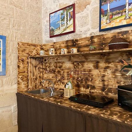 Locazione Turistica Morehouse モノーポリ エクステリア 写真